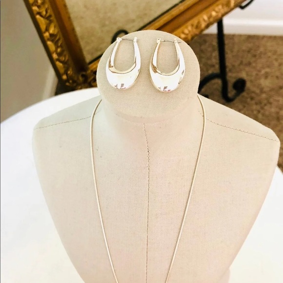 Vintage Silver Necklace & ST Hoop Earrings - Picture 3 of 9